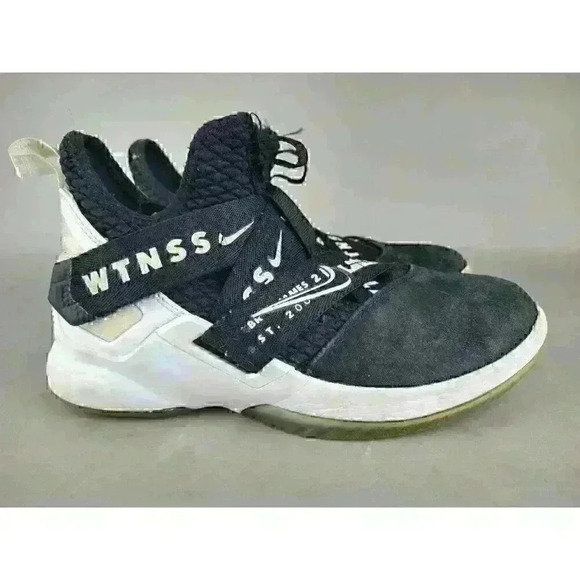 Nike LeBron James Soldier 12 Witness' Boys Shoes Sz 5Y School Basketball Suede - Picture 10 of 10